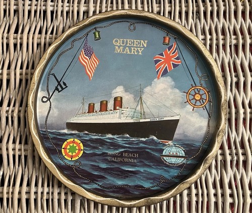 Vintage metal souvenir - souvenir, tray