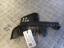 VAUXHALL ZAFIRA B 05-14 DR LOCK HOLDER BRACKET (DRIVER SIDE FRONT) 4M51-A266B30