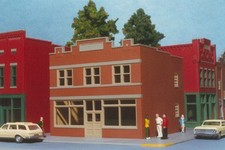 PKS-6006 Pikestuff HO Hardware Store Kit