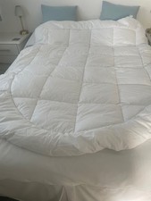 caravan island bed mattress topper