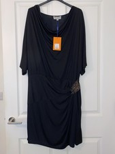 Ladies BNWT Size 18 Black HQ