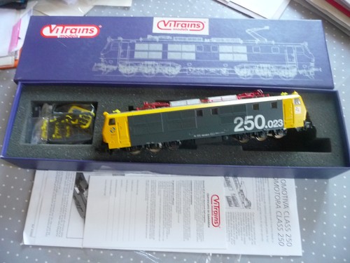 Renfe locomotive series 250