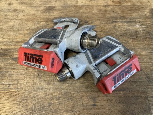 Time titan magnesium clipless - time,