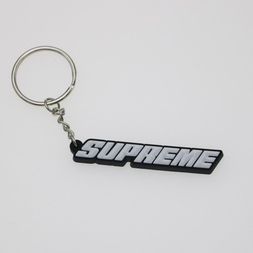 Supreme keyring keychain - keyring,