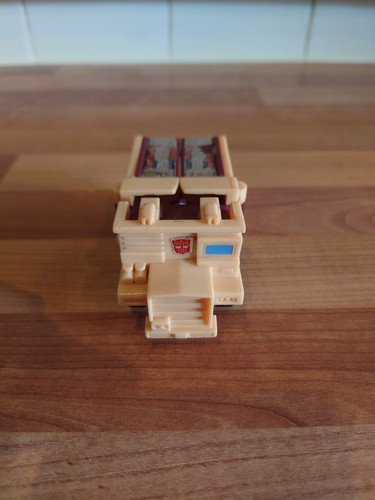 Hasbro takara transformers - takara,