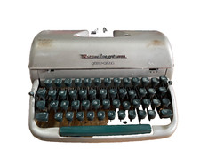 Remington Quiet Riter Miracle Tab Typewriter Vintage For Restoration or Prop