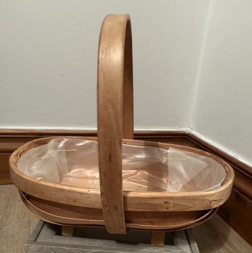 Vintage small wooden trug - vintage,