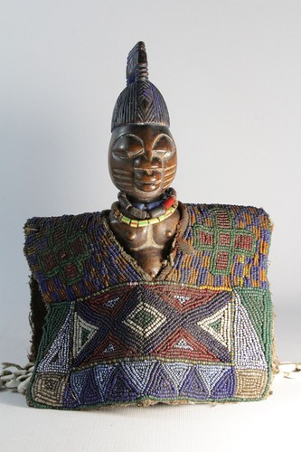 Ere ibeji male twin - male,