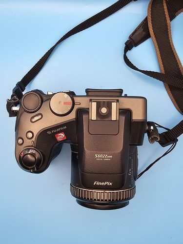 Fuji finepix s602zoom - finepix,