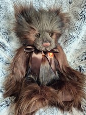 Charlie bears Sherwood with