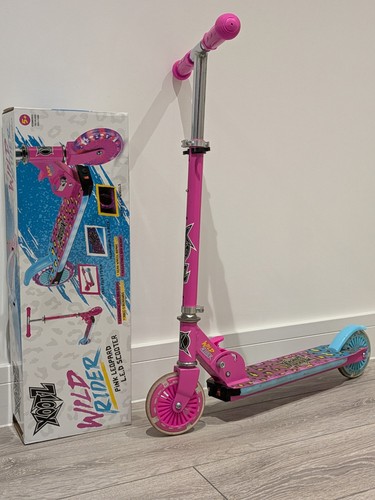 Push scooter wild - push, rider