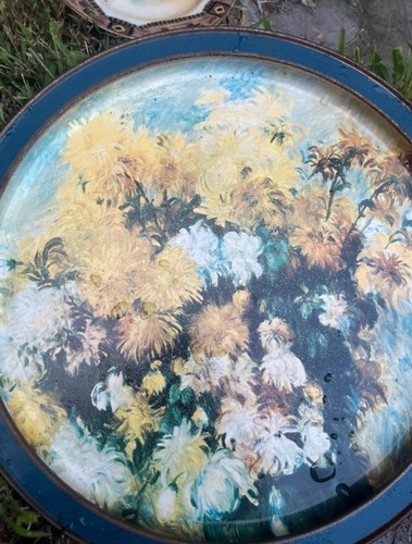 Round metal floral serving - metal,