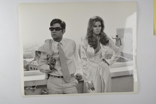 Raquel welch rex reed - rex, myra