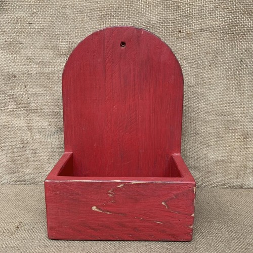 Rustic wall box worn - -, red