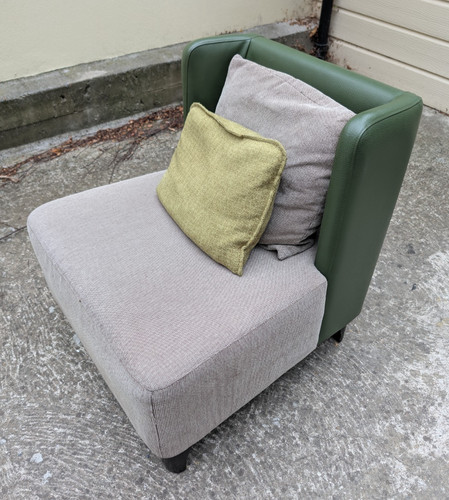 Low level tub - , chair