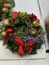 Vintage 2 x small circular vintage table centre pieces, diameter 20cm