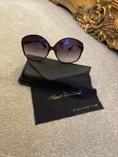 Agent Provocateur, Linda