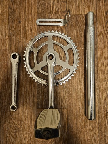 Raleigh crankset cranks and - cranks.,