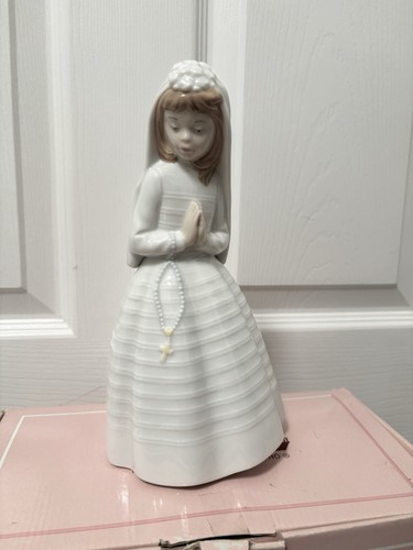 Nao lladró porcelain first - by,