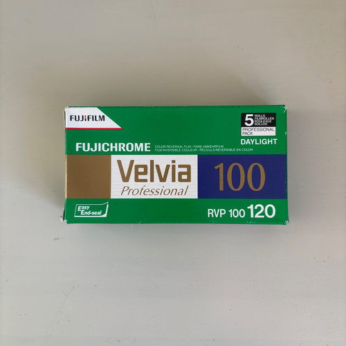 Fuji velvia 100 professional - velvia,