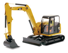 DIECAST MASTERS, Mini-excavator CATERPILLAR 308E2 CR SB with BRH and auger an...