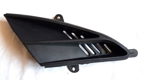 Front right vent cover - cover, ~