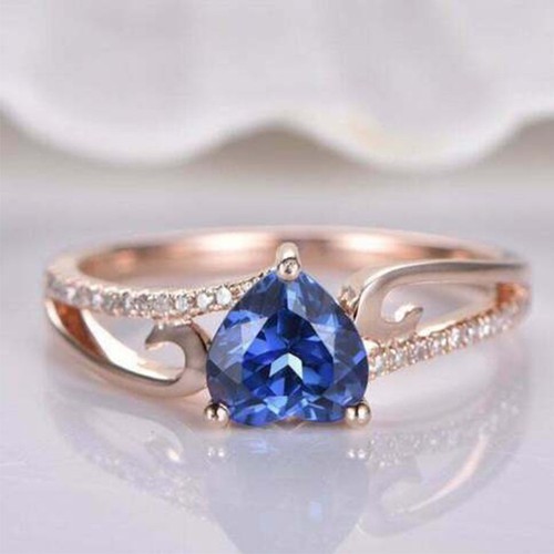Heart cut blue - heart, diamond