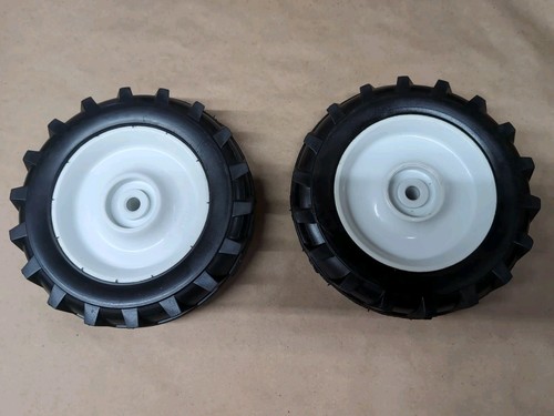 Ertl pedal tractor part front - pedal,