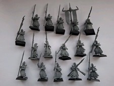 16x DARK ELVES SPEARS