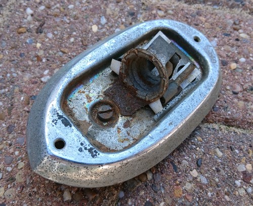 Lucas l549 rear lamp - lamp, base