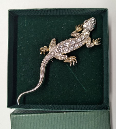 Vintage lizard brooch - lizard, with