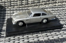 James bond 007 aston - bond, martin