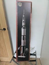 Revell Apollo Saturn V Rocket Model Kit 1:96 – The History Makers – Vintage & Ra