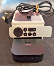 Apple TV 4K 3rd Generation 64GB Wifi Media Streamer - Black) mint condition