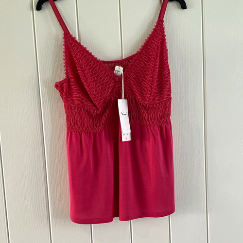 Triumph pink aura spotlight - pink,