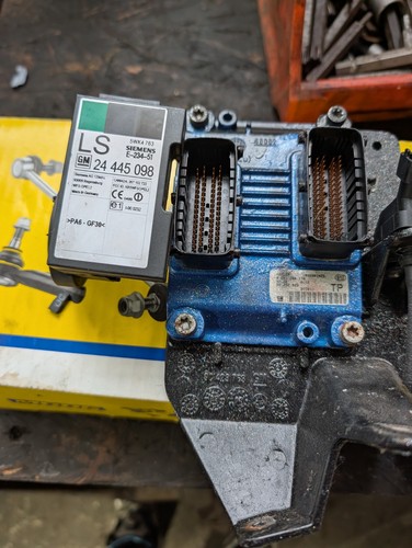Vauxhall astra mk4 - vauxhall, ecu