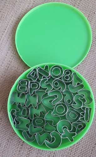 Alphabet and number icing - alphabet,