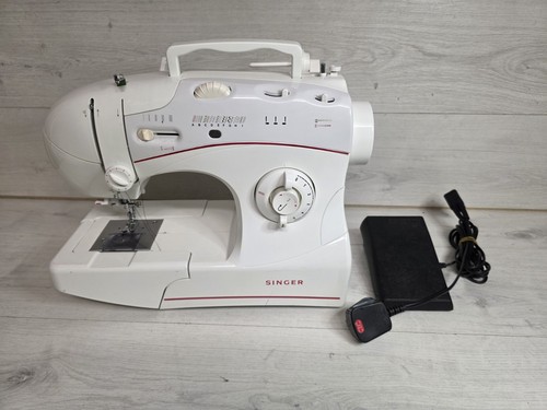 Singer sewing machine - singer,