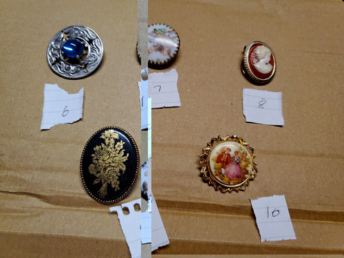 Old costume jewellery - of, 4