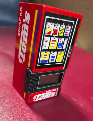 Tom snacks clock - tom's,