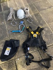 Petzl safety harness size - , 1