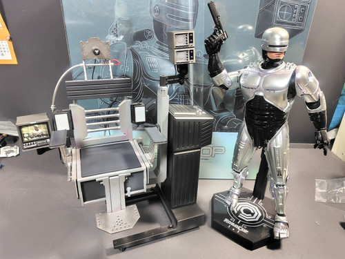 Hot toys mms203 - hot, robocop