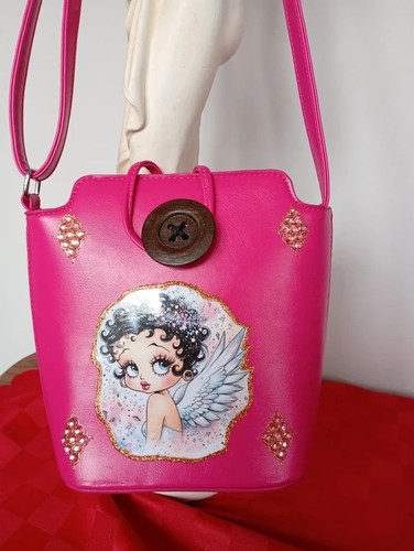 New pink betty - new,