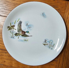 Alfred Meakin- Fenland Flying Duck - Vintage - Glo White - Dinner Plate - Mint