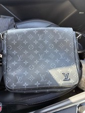 Louis Vuitton Men's Messenger