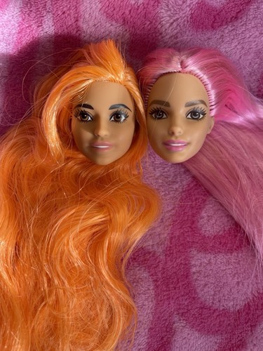 Barbie doll head - head, g