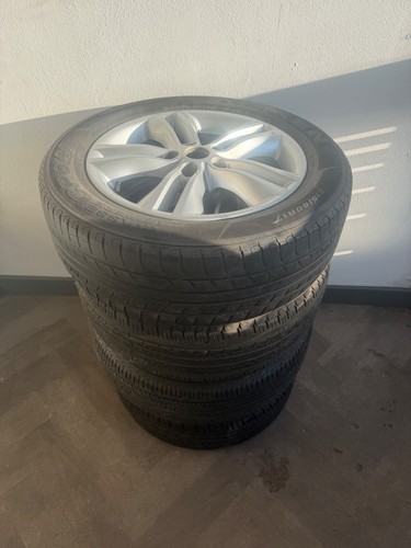 Nisssan alloy wheels - wheels, 17”