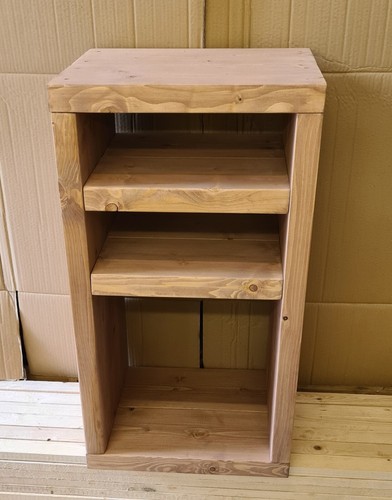 Chunky rustic unit stand - rustic, hi