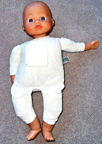 Lissi batz crying baby doll - lissi,
