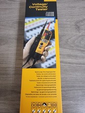 Fluke T150/VDE voltage tester